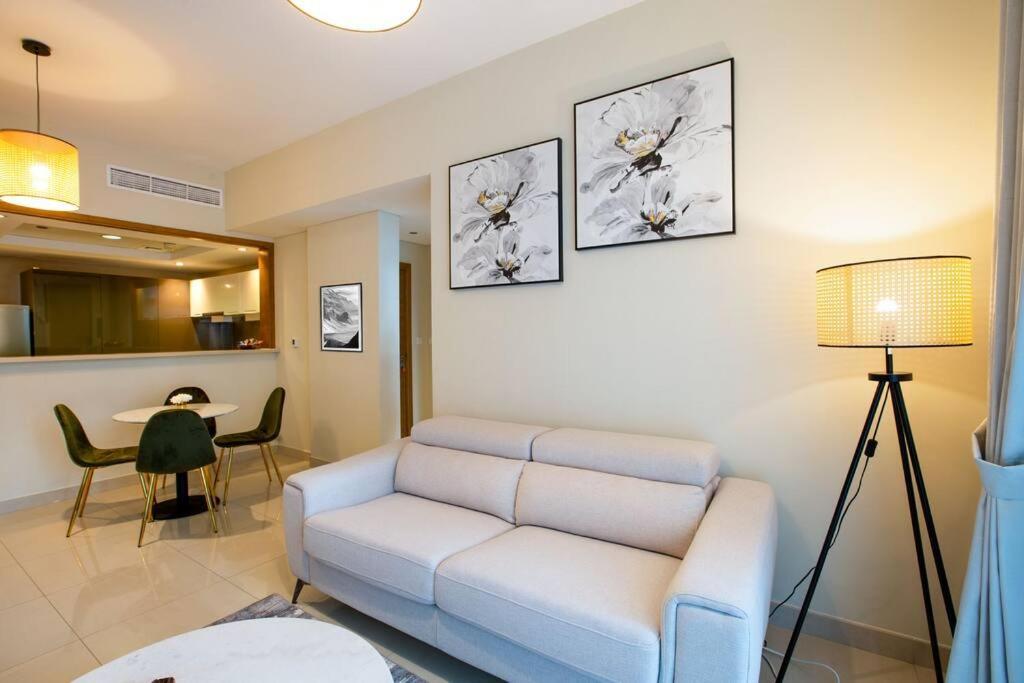 Lux 1Br 2 Min To Burj Khalifa Apartman Dubaj Kültér fotó